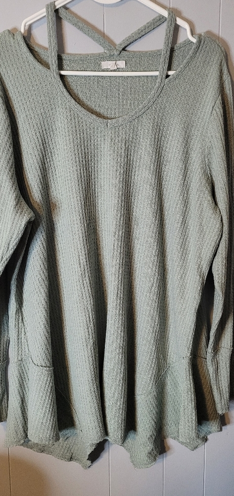 Maurices sweater size 1